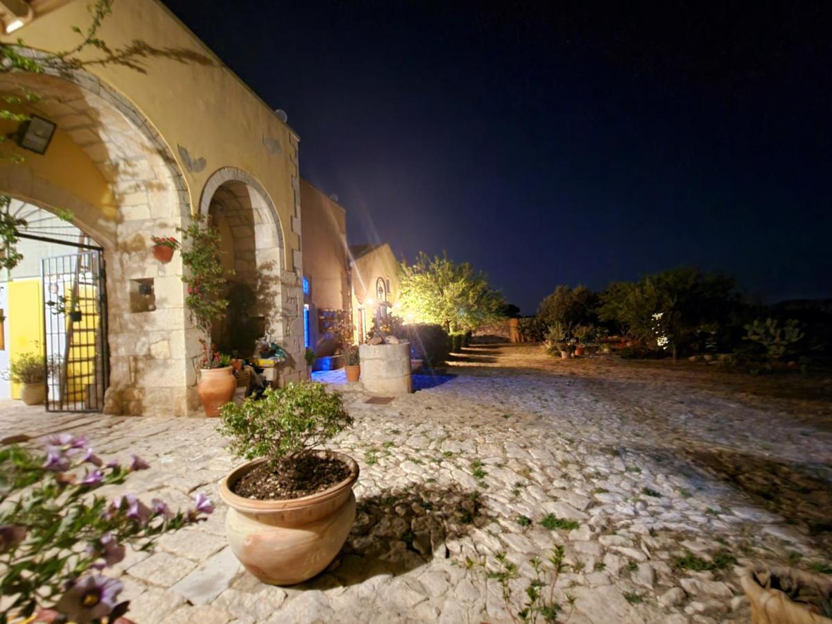 B&B Camemi - Antica Masseria Marina di Ragusa Exterior foto